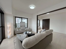 【埼玉県/さいたま市浦和区高砂】ヴィアーレ浦和 リビング・ダイニング：右奥：洋室