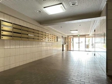 【埼玉県/さいたま市南区文蔵】南浦和第5ローヤルコーポ エントランス