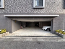 【埼玉県/越谷市瓦曽根】ヴェルディーク越谷 駐車場