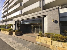 【埼玉県/草加市草加】ライフピア草加II エントランス