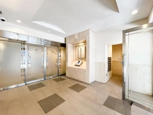 【埼玉県/さいたま市浦和区常盤】レクセルマンション北浦和公園 エントランス