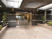 【埼玉県/さいたま市浦和区常盤】ルピナス北浦和公園 アプローチ