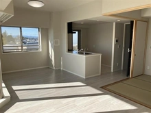 【埼玉県/さいたま市北区日進町】コスモ大宮日進ビューステージ リビング