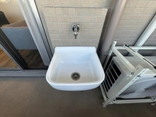 【埼玉県/さいたま市浦和区岸町】モンレーヴ浦和岸町 バルコニー：スロップシンク付き