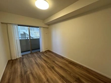 【埼玉県/さいたま市浦和区岸町】モンレーヴ浦和岸町 洋室：約6.5帖