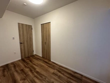 【埼玉県/さいたま市浦和区岸町】モンレーヴ浦和岸町 洋室：約5.2帖