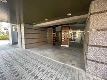 【埼玉県/戸田市美女木北】クレストフォルム武蔵浦和グランステージ エントランス