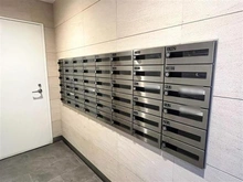 【埼玉県/吉川市大字保】ベルドゥムールレイクタウンEAST メールBOX