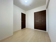 【埼玉県/吉川市大字保】ベルドゥムールレイクタウンEAST 洋室