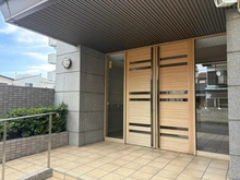 【埼玉県/川口市上青木西】 オーベル川口青木町公園 アプローチ