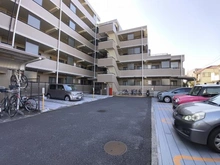 【埼玉県/さいたま市南区大谷場】南浦和ガーデンハウス弐番館 駐車場