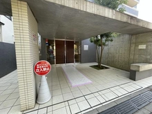 【埼玉県/さいたま市中央区上落合】北与野デュープレックス アプローチ