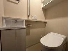 【埼玉県/さいたま市浦和区仲町】オーベル浦和レジデンス トイレ