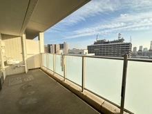 【埼玉県/さいたま市浦和区仲町】オーベル浦和レジデンス バルコニー：スロップシンク付き