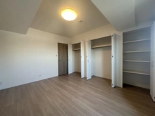 【埼玉県/さいたま市浦和区常盤】セレナハイム常盤公園 洋室：約8.2帖