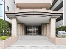 【埼玉県/さいたま市浦和区常盤】セレナハイム常盤公園 アプローチ