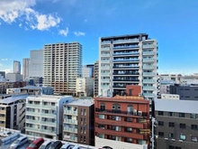 【埼玉県/さいたま市中央区上落合】ユアコート大宮 眺望：玄関前、北西