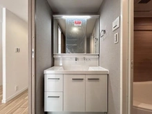 【埼玉県/戸田市川岸】ルイシャトレ戸田公園プロッシモ 洗面化粧台