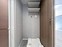 【埼玉県/戸田市川岸】ルイシャトレ戸田公園プロッシモ 洗濯機置き場