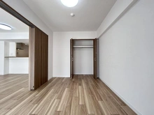 【埼玉県/戸田市川岸】ルイシャトレ戸田公園プロッシモ 洋室