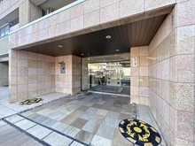 【埼玉県/戸田市川岸】ルイシャトレ戸田公園プロッシモ エントランス