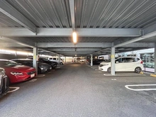 【埼玉県/戸田市川岸】ルイシャトレ戸田公園プロッシモ 駐車場