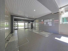 【埼玉県/越谷市南越谷】エクレール南越谷 エントランス