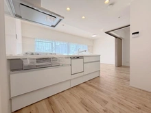 【埼玉県/川口市大字小谷場】イニシア南浦和 キッチン：食洗機付き