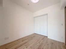 【埼玉県/川口市大字小谷場】イニシア南浦和 洋室