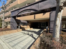 【埼玉県/上尾市上町】ライオンズマンション上尾 アプローチ