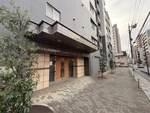 【埼玉県/さいたま市浦和区岸町】サニーグランド浦和岸町 エントランス