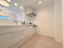 【埼玉県/さいたま市浦和区岸町】サニーグランド浦和岸町 キッチン