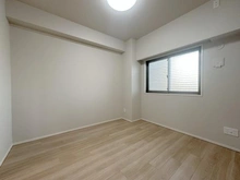 【埼玉県/さいたま市浦和区常盤】ローレルコート浦和常盤 洋室：約6.0帖