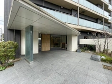 【埼玉県/さいたま市浦和区常盤】ローレルコート浦和常盤 アプローチ