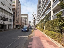 【埼玉県/川口市並木】ライオンズ川口並木グランゲート 前面道路