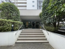 【埼玉県/越谷市赤山町】越谷ファミリータウン D棟 アプローチ