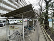 【埼玉県/越谷市赤山町】越谷ファミリータウン D棟 駐輪場