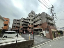 【埼玉県/さいたま市浦和区針ヶ谷】ダイアパレス浦和針ヶ谷 外観