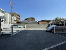 【埼玉県/蕨市中央】モナーク蕨中央 駐車場
