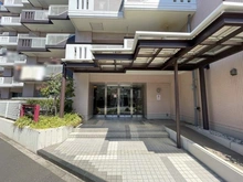 【埼玉県/蕨市南町】ベルググランデ蕨 アプローチ