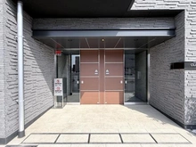 【埼玉県/上尾市大字中妻】クレアホームズ北上尾 アプローチ