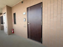 【埼玉県/川口市中青木】デュオ川口青木公園 玄関