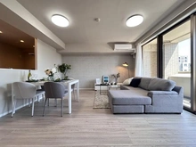 【埼玉県/さいたま市浦和区本太】ライオンズヴィアーレ浦和弐番館 リビング：※家具・調度品は販売価格に含まれておりません