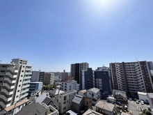 【埼玉県/さいたま市浦和区本太】ライオンズヴィアーレ浦和弐番館 眺望：南東側バルコニーから
9階につき眺望・陽当り良好