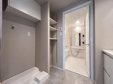 【埼玉県/さいたま市浦和区本太】ライオンズヴィアーレ浦和弐番館 洗面所