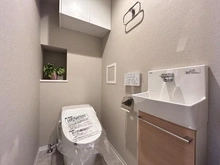 【埼玉県/さいたま市浦和区本太】ライオンズヴィアーレ浦和弐番館 トイレ：手洗い器設置