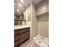 【埼玉県/さいたま市浦和区岸町】ルピアシェリール浦和岸町チアノ 洗面室