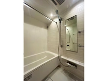 【埼玉県/さいたま市浦和区岸町】ルピアシェリール浦和岸町チアノ 浴室