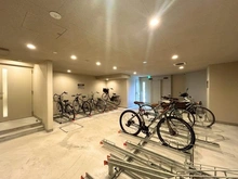 【埼玉県/さいたま市浦和区岸町】ルピアシェリール浦和岸町チアノ 駐輪場