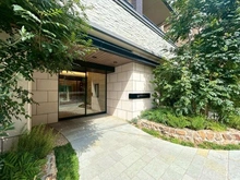 【埼玉県/さいたま市浦和区岸町】ルピアシェリール浦和岸町チアノ アプローチ